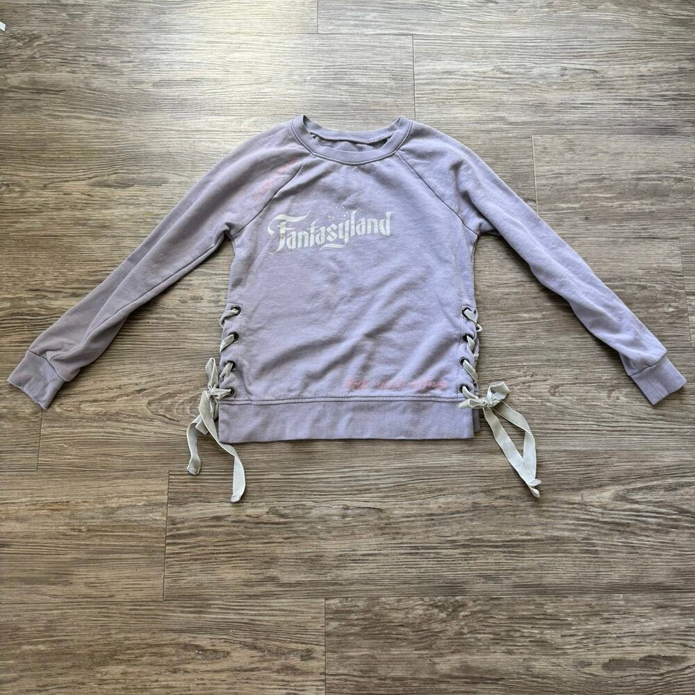 Disneyland I Don’t Live in Fantasyland but Visit Often purple Sweater Size XS